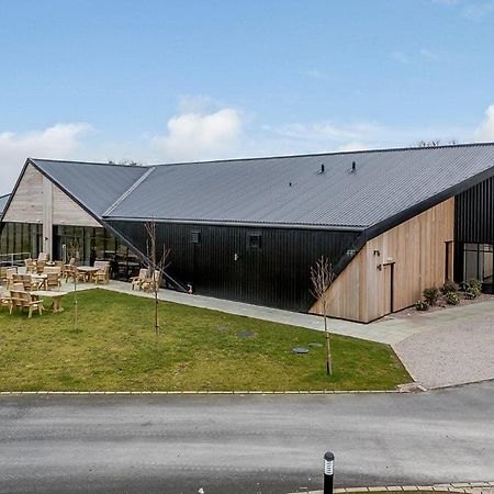 Woodland Lakes Lodges Thirsk Buitenkant foto